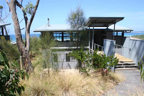 Apollo Bay Accommodation - Apollo's View - lounge detail 